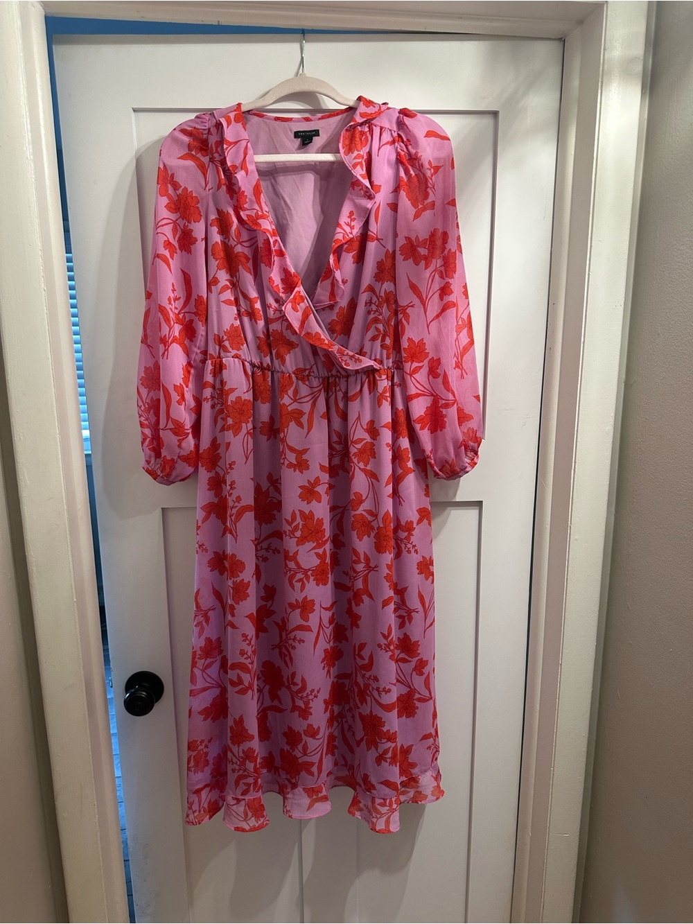 Ann Taylor Women's Pink and Red Floral Dress